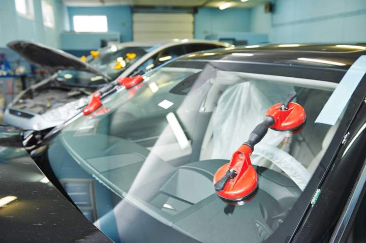 Dépose vitrage auto Saint-Jory
